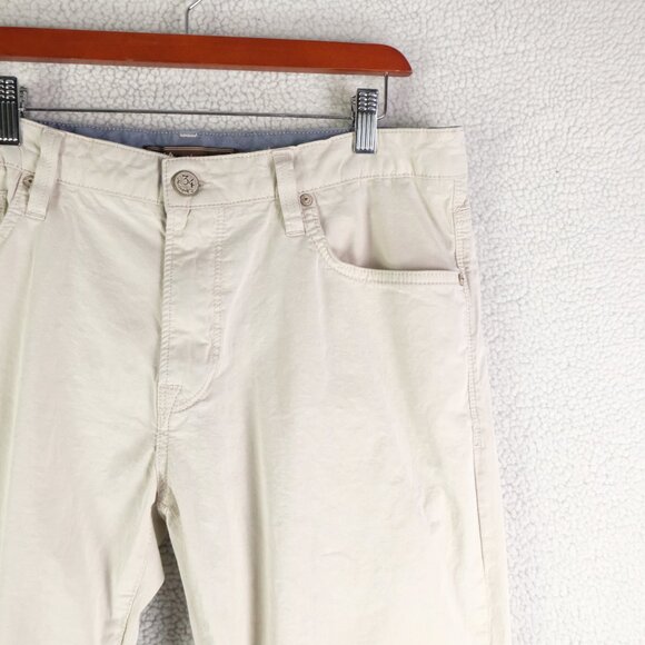 34 Heritage Jeans Mens 36X30 White Courage Mid Rise Straight Lightweight - Picture 2 of 10